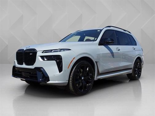 2024 BMW X7 M60i