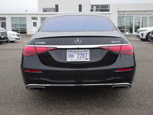 Obsidian Black 2022 Mercedes-Benz S-Class S 580