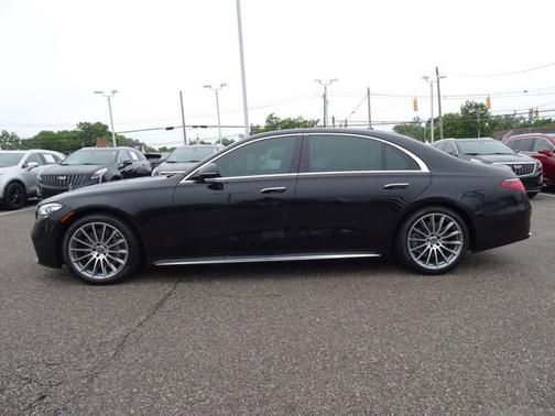 Obsidian Black 2022 Mercedes-Benz S-Class S 580