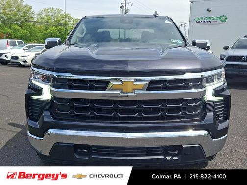 Dark Ash Metallic 2023 Chevrolet Silverado 1500 LT