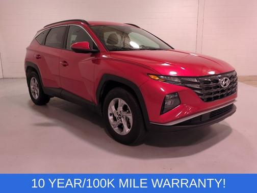 Red 2023 Hyundai TUCSON SEL