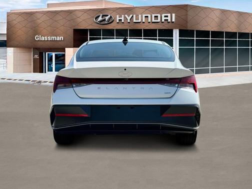 2025 Hyundai ELANTRA HEV Limited
