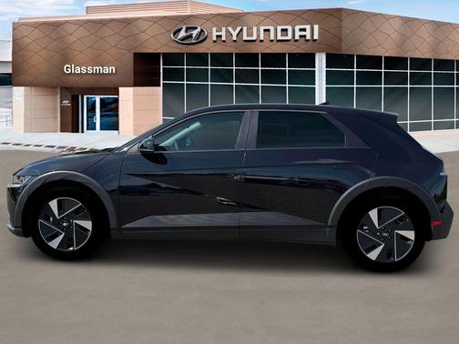 2025 Hyundai IONIQ 5 SE Standard Range