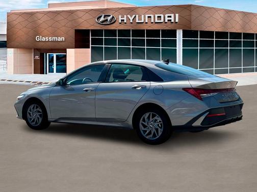 2025 Hyundai ELANTRA HEV Blue