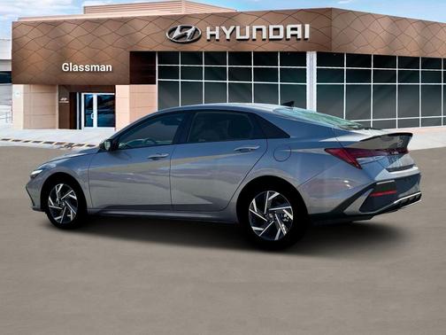 2025 Hyundai ELANTRA HEV SEL Sport