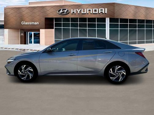 2025 Hyundai ELANTRA HEV SEL Sport