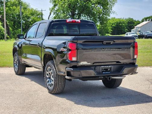 Black 2026 Chevrolet Colorado Z71