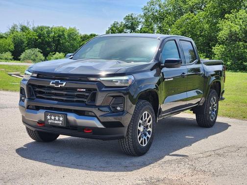 Black 2026 Chevrolet Colorado Z71