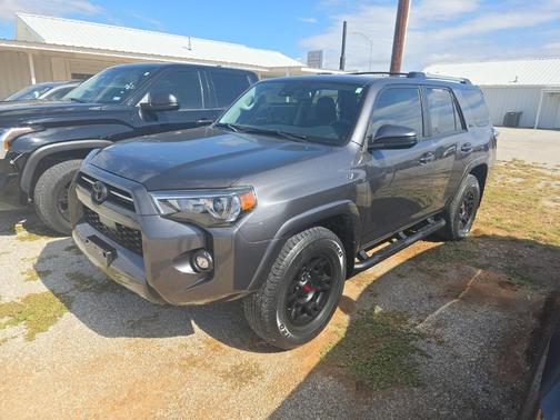 2022 Toyota 4Runner SR5