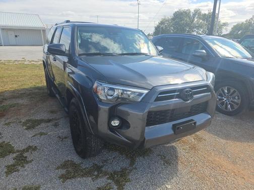 2022 Toyota 4Runner SR5