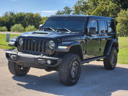 Black Clearcoat 2022 Jeep Wrangler Unlimited Rubicon 392