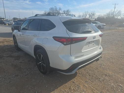 2021 Toyota Highlander XSE
