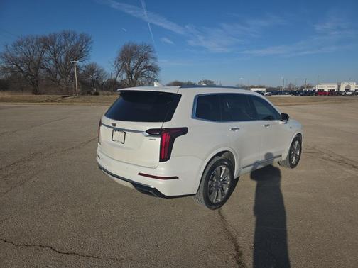 2021 Cadillac XT6 Premium Luxury AWD
