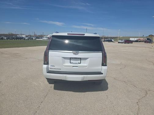 2019 Cadillac Escalade Premium Luxury