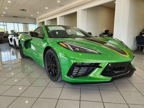 Green Metallic 2026 Chevrolet Corvette Stingray w/2LT