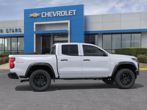 Summit White 2026 Chevrolet Colorado Trail Boss