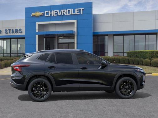 Black Metallic 2026 Chevrolet Trax ACTIV