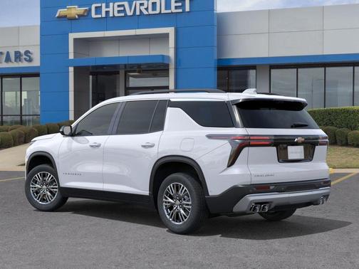 Summit White 2026 Chevrolet Traverse LT