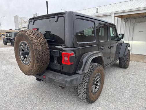 2024 Jeep Wrangler Rubicon 392