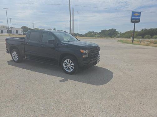 Black 2022 Chevrolet Silverado 1500 Custom