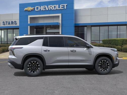Sterling Gray Metallic 2026 Chevrolet Traverse Z71