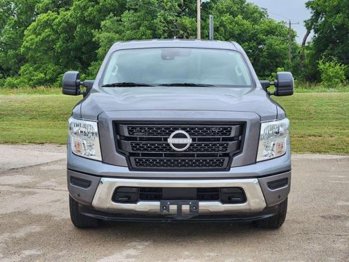 Gun Metallic 2024 Nissan Titan SV
