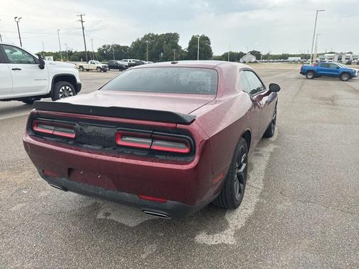 2022 Dodge Challenger SXT