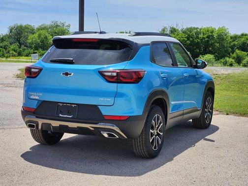 Marina Blue 2026 Chevrolet Trailblazer ACTIV