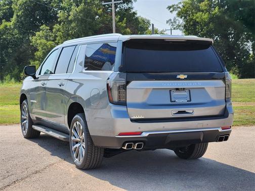 2025 Chevrolet Suburban High Country