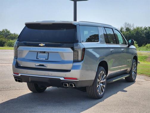 2025 Chevrolet Suburban High Country