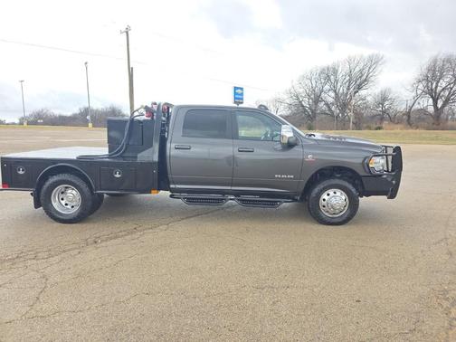 2024 RAM 3500 Laramie