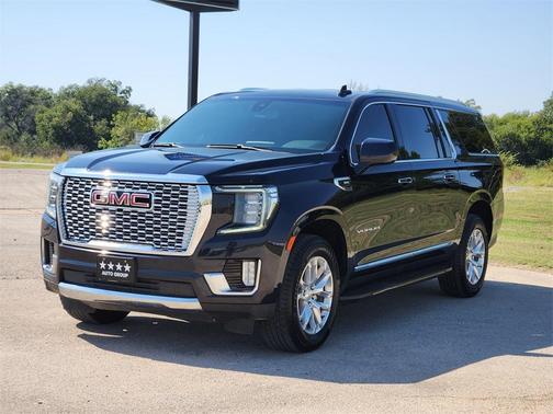2022 GMC Yukon XL SLT