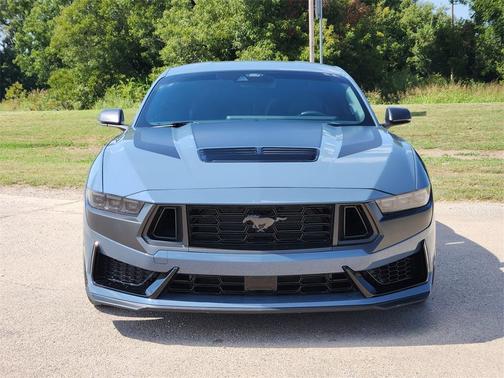 2024 Ford Mustang Dark Horse