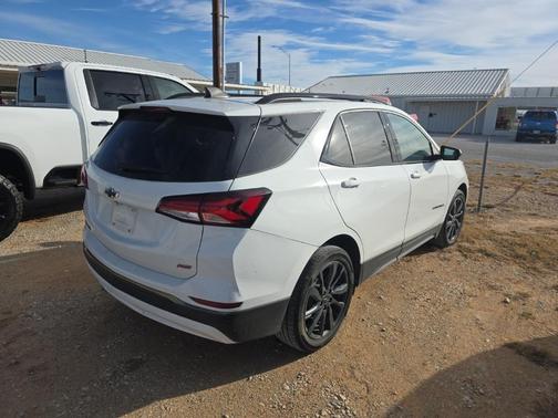 2022 Chevrolet Equinox RS