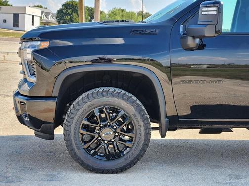 2025 Chevrolet Silverado 2500 LT
