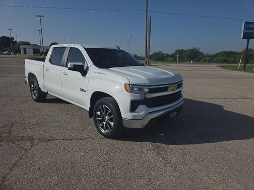 Summit White 2022 Chevrolet Silverado 1500 LT