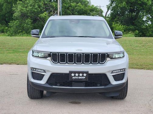 Silver Zynith 2022 Jeep Grand Cherokee Limited