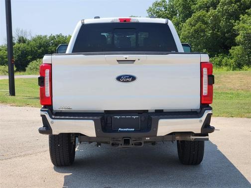 2024 Ford F-350 Lariat Super Duty