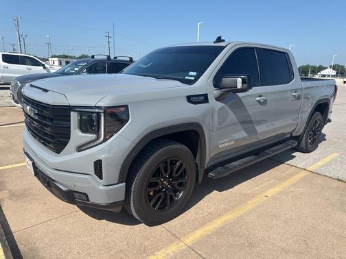 2024 GMC Sierra 1500 Elevation