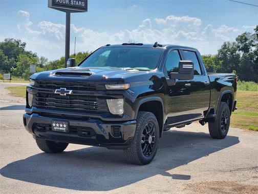 2025 Chevrolet Silverado 2500 Custom