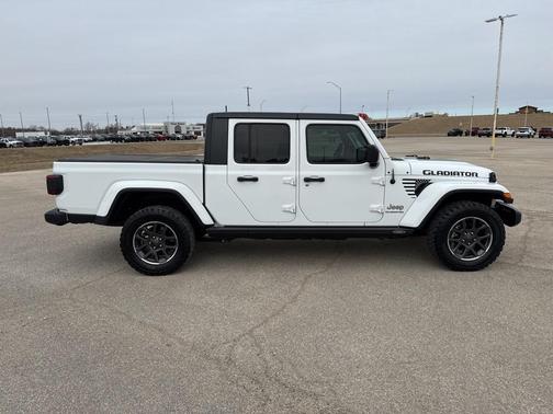2020 Jeep Gladiator Overland