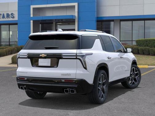Polar White 2026 Chevrolet Traverse High Country