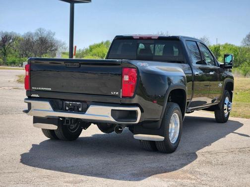 2026 Chevrolet Silverado 3500 LTZ