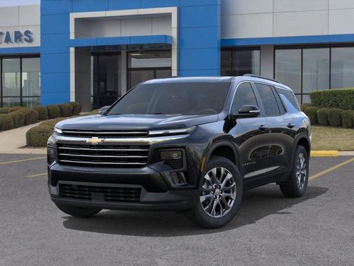 Mosaic Black Metallic 2026 Chevrolet Traverse LT