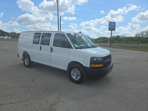 Summit White 2025 Chevrolet Express 2500 Work Van