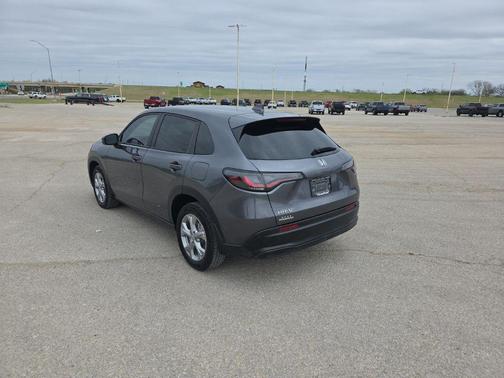 Silver Metallic 2023 Honda HR-V LX