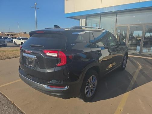 2022 GMC Terrain SLT