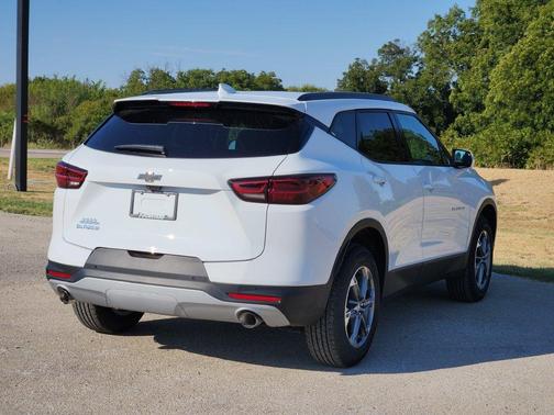 Summit White 2026 Chevrolet Blazer LT