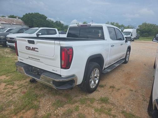 Summit White 2020 GMC Sierra 1500 SLT