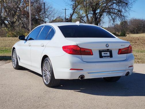 2020 BMW 530 i